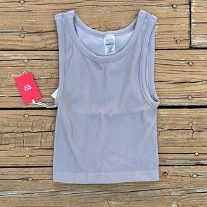 SOLD NWT Aritzia Sinchseamless Grey Crop Tank Size S